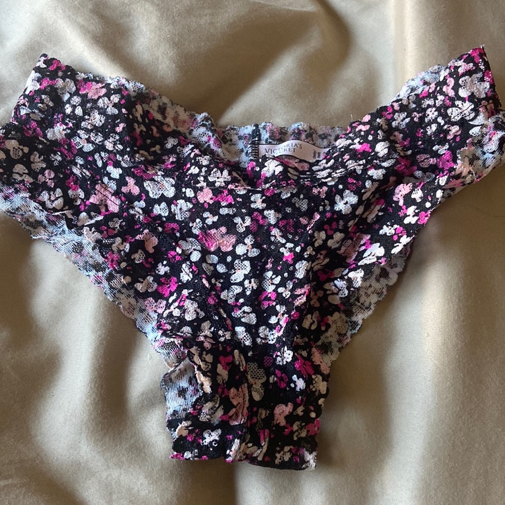 Victoria secret floral lace cheeky panty